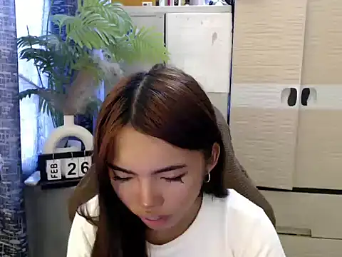 Snapshot of cutie_milker chatting on February 27, 2026, 3:06 am cutie milker online show from February 27, 2026, 3:06 am