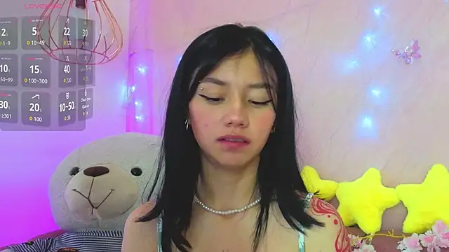 Snapshot of april_bennett chatting on May 9, 2026, 1:49 pm april bennett online show from May 9, 2026, 1:49 pm