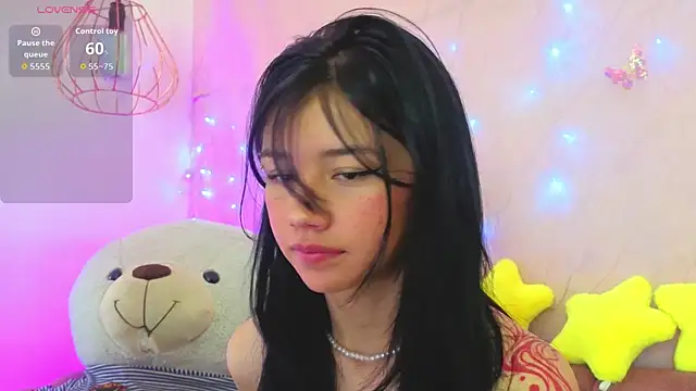 Snapshot of april_bennett chatting on May 20, 2026, 12:55 pm april bennett online show from May 20, 2026, 12:55 pm