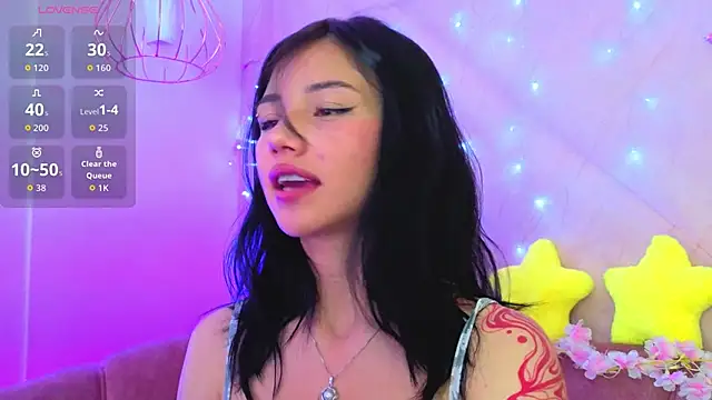 Snapshot of april_bennett chatting on June 13, 2026, 1:20 pm april bennett online show from June 13, 2026, 1:20 pm
