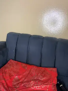 MilfBoobsxx online show from April 17, 2026, 4:10 pm