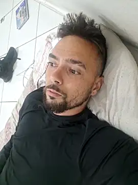 Snapshot of Arthur_Rj_21 chatting on November 21, 2025, 10:52 pm Arthur Rj 21 online show from November 21, 2025, 10:52 pm