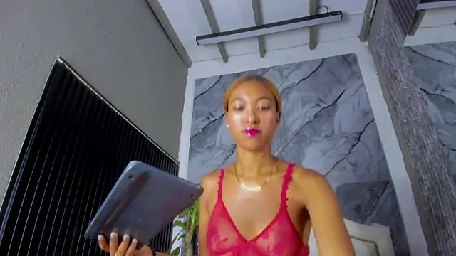 Alisha Ebonyy online show from September 11, 2025, 1:00 pm