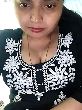 Snapshot of Hot-Pooja25 chatting on February 6, 2026, 6:22 pm Hot-Pooja25 online show from February 6, 2026, 6:22 pm