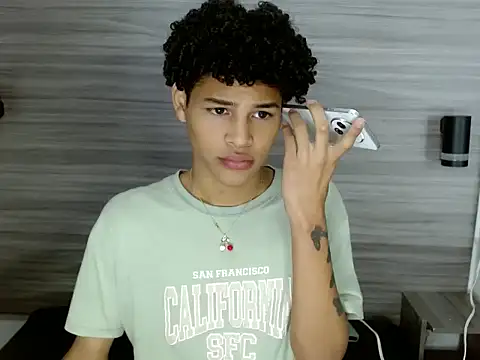 Snapshot of BrindyMichell chatting on October 21, 2025, 3:57 pm BrindyMichell online show from October 21, 2025, 3:57 pm