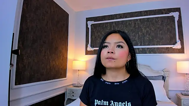 SharonBonet online show from October 9, 2025, 11:08 am