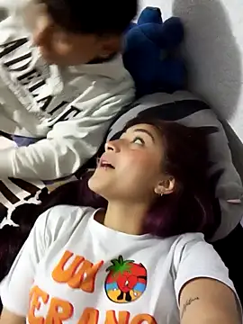 Snapshot of Lia_Teen chatting on September 28, 2025, 2:17 am Lia Teen online show from September 28, 2025, 2:17 am