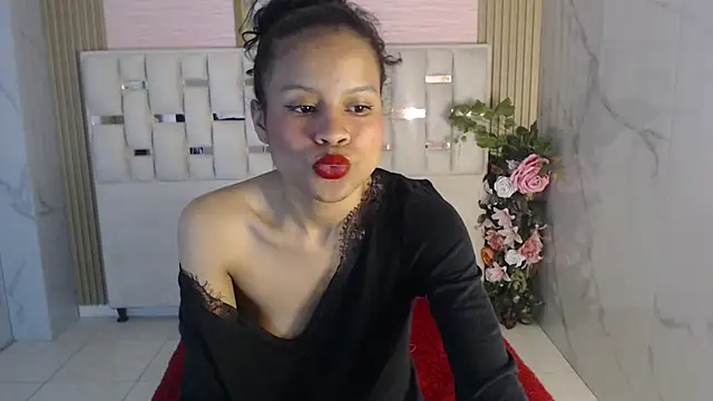 catalina5 s online show from April 11, 2026, 7:45 am