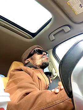 Snapshot of toy-boyluv chatting on December 2, 2025, 3:18 pm toy-boyluv online show from December 2, 2025, 3:18 pm