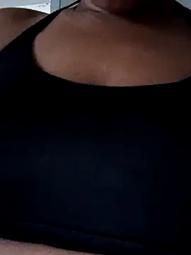 Fernanda005 online show from September 13, 2025, 8:30 pm