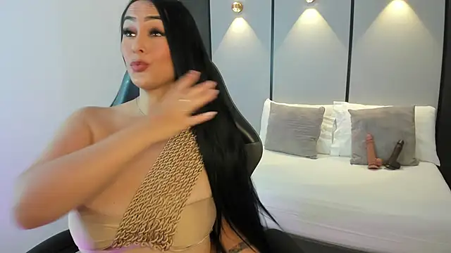 ashly moonn online show from June 11, 2026, 12:58 pm