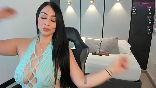 ashly moonn online show from July 21, 2026, 12:29 pm