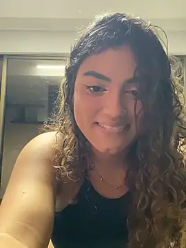 Snapshot of Salomeferreira_ chatting on September 23, 2025, 4:32 pm Salomeferreira online show from September 23, 2025, 4:32 pm