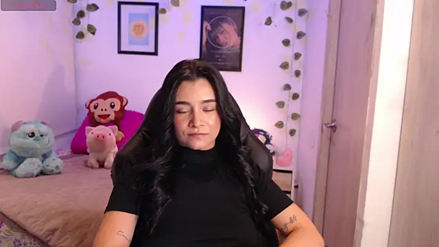 Snapshot of MarilynWhite_ chatting on September 29, 2025, 3:33 am MarilynWhite online show from September 29, 2025, 3:33 am