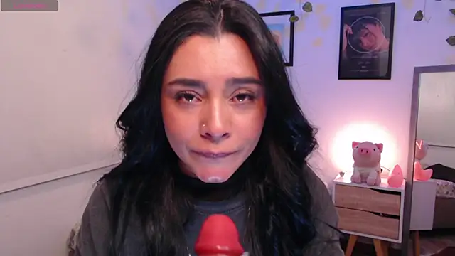 Snapshot of MarilynWhite_ chatting on October 9, 2025, 1:25 am MarilynWhite online show from October 9, 2025, 1:25 am