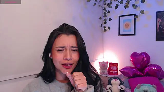 Snapshot of MarilynWhite_ chatting on October 11, 2025, 6:34 am MarilynWhite online show from October 11, 2025, 6:34 am