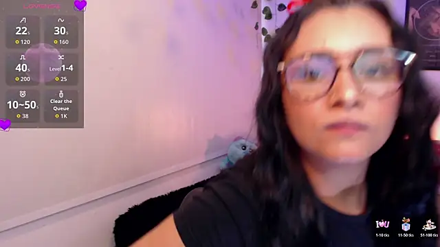 Snapshot of MarilynWhite_ chatting on October 23, 2025, 10:30 pm MarilynWhite online show from October 23, 2025, 10:30 pm