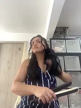 Snapshot of MarilynWhite_ chatting on October 29, 2025, 7:48 pm MarilynWhite online show from October 29, 2025, 7:48 pm