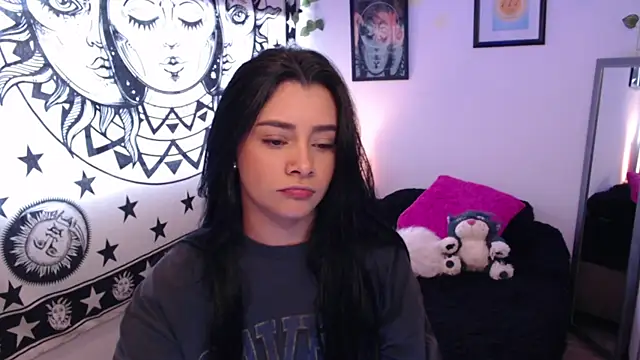 Snapshot of MarilynWhite_ chatting on October 30, 2025, 8:53 pm MarilynWhite online show from October 30, 2025, 8:53 pm