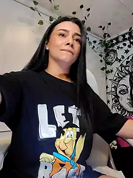 Snapshot of MarilynWhite_ chatting on November 24, 2025, 2:00 am MarilynWhite online show from November 24, 2025, 2:00 am