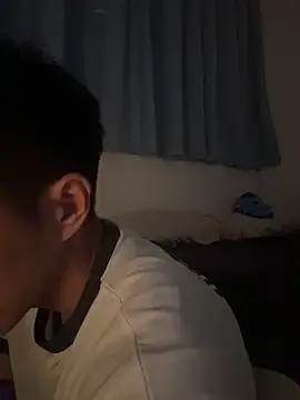 gooodboiii online show from November 4, 2025, 2:38 pm