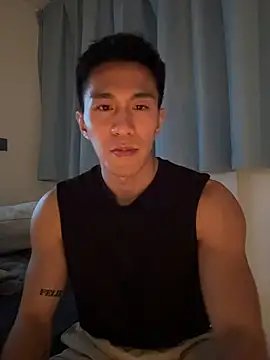 gooodboiii online show from December 18, 2025, 2:34 pm