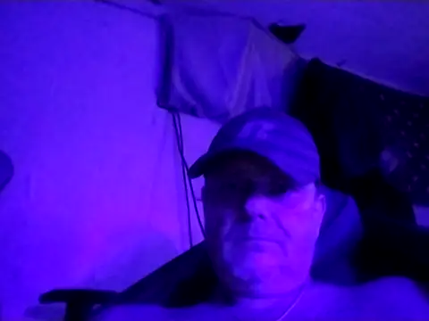 Snapshot of WiltedYeller chatting on July 8, 2026, 11:26 am WiltedYeller online show from July 8, 2026, 11:26 am