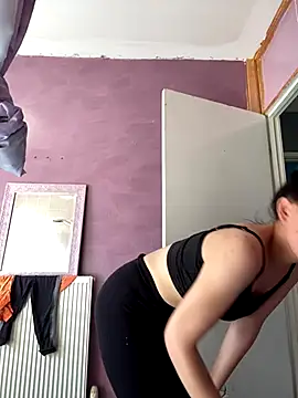 Camwithchlox online show from September 24, 2025, 11:02 am