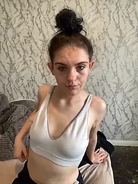 Camwithchlox online show from October 20, 2025, 1:11 pm