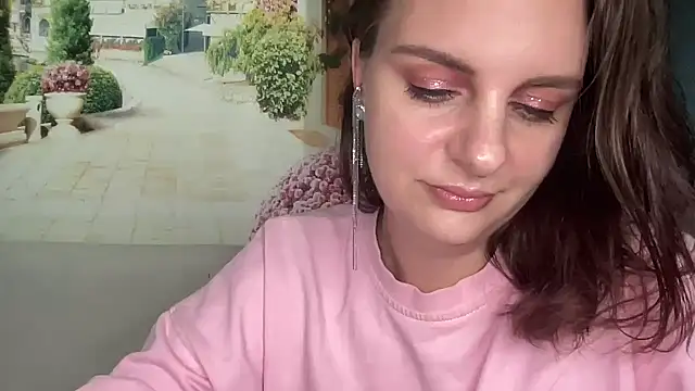 Snapshot of Virela chatting on July 29, 2026, 3:32 pm Virela online show from July 29, 2026, 3:32 pm