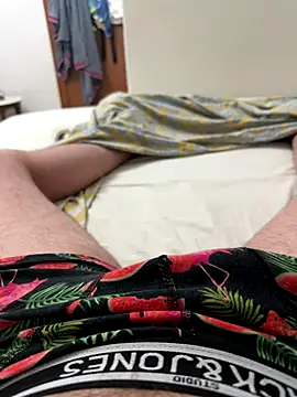 dicksmallll online show from September 13, 2025, 11:15 pm