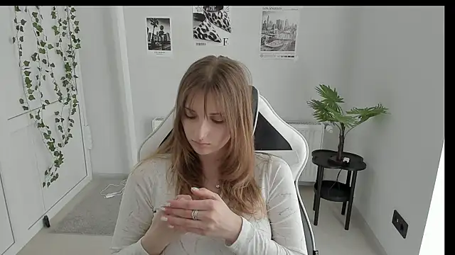 Snapshot of NeyliDream chatting on May 29, 2026, 12:36 pm NeyliDream online show from May 29, 2026, 12:36 pm