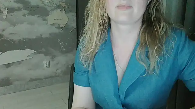 Snapshot of Zaliraa chatting on July 25, 2026, 9:12 pm Zaliraa online show from July 25, 2026, 9:12 pm