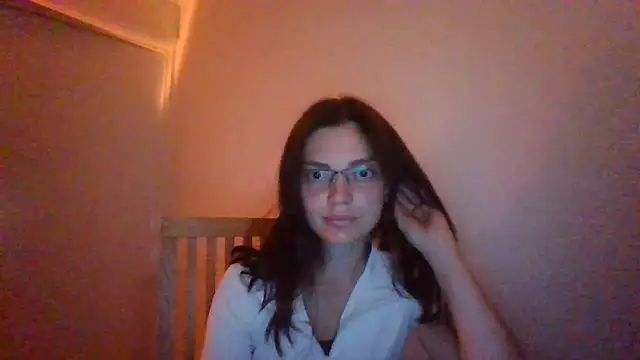 Snapshot of Zerinaa chatting on July 8, 2026, 9:08 pm Zerinaa online show from July 8, 2026, 9:08 pm