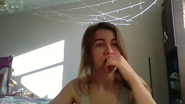 Snapshot of Mireeina chatting on July 30, 2026, 4:28 pm Mireeina online show from July 30, 2026, 4:28 pm