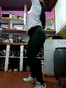 girlpee online show from November 8, 2025, 1:00 pm