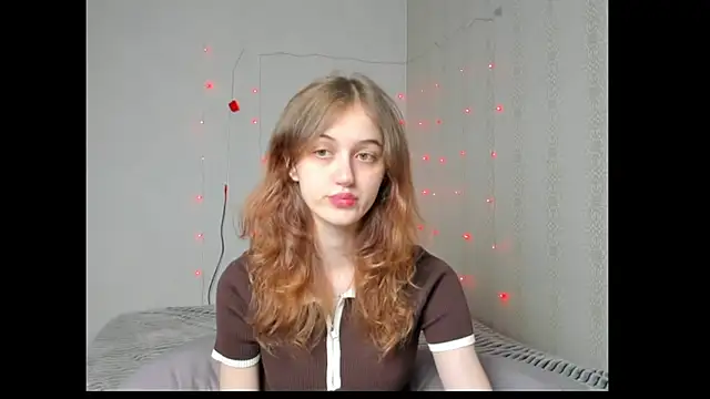 dreamy pollyyy online show from May 13, 2026, 6:49 pm