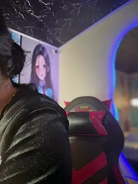 Snapshot of Megaan__More chatting on March 18, 2026, 3:20 am Megaan More online show from March 18, 2026, 3:20 am