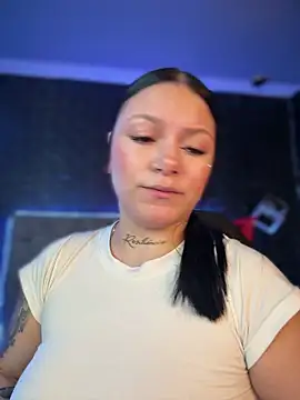 Snapshot of Megaan__More chatting on April 1, 2026, 2:56 am Megaan More online show from April 1, 2026, 2:56 am