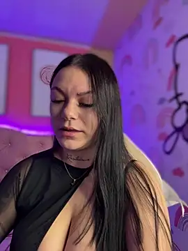 Snapshot of Megaan__More chatting on May 17, 2026, 2:42 am Megaan More online show from May 17, 2026, 2:42 am