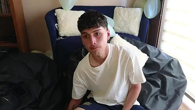 tightncuteass online show from February 9, 2026, 2:43 pm