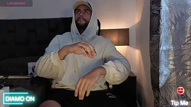 Thomas redcol online show from October 14, 2025, 3:46 pm