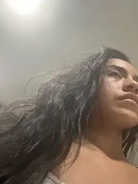 Leslie Bussh  online show from April 6, 2026, 4:46 am