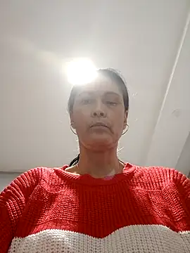 ZARAY 1118 online show from April 8, 2026, 11:48 pm