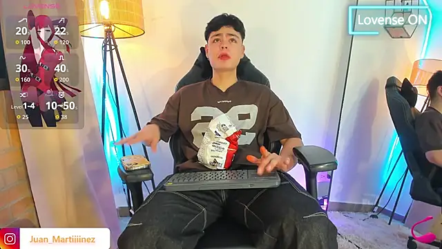 Snapshot of Im_Juaniito chatting on November 2, 2025, 11:07 pm Im Juaniito online show from November 2, 2025, 11:07 pm