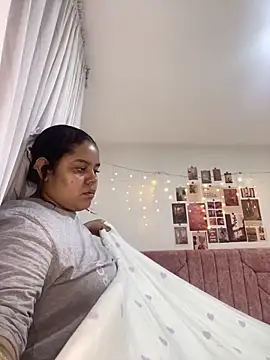 Anabelle 00  online show from February 10, 2026, 3:43 am