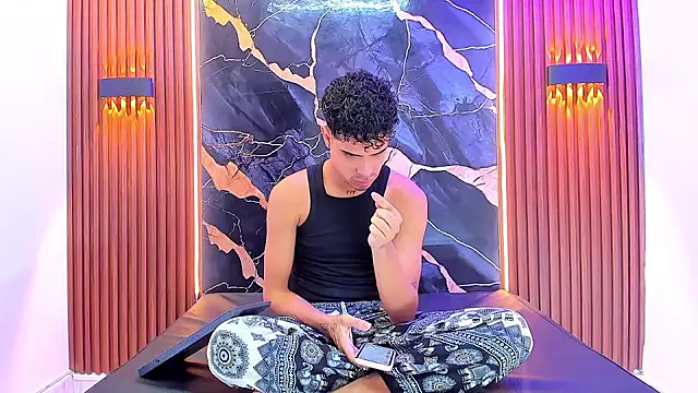 Snapshot of Lucky_boys__X chatting on September 14, 2025, 11:42 am Lucky boys X online show from September 14, 2025, 11:42 am