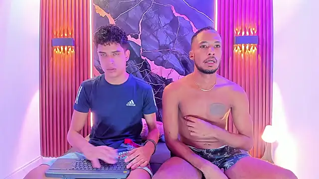 Snapshot of Lucky_boys__X chatting on September 24, 2025, 11:35 am Lucky boys X online show from September 24, 2025, 11:35 am