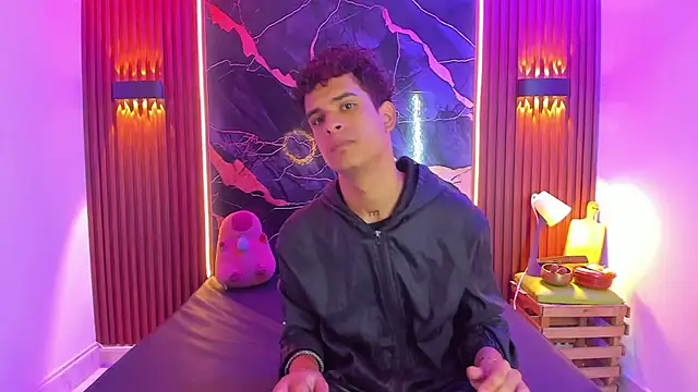 Snapshot of Lucky_boys__X chatting on October 16, 2025, 1:34 pm Lucky boys X online show from October 16, 2025, 1:34 pm