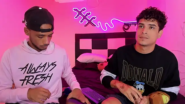 Snapshot of Lucky_boys__X chatting on October 19, 2025, 11:55 am Lucky boys X online show from October 19, 2025, 11:55 am